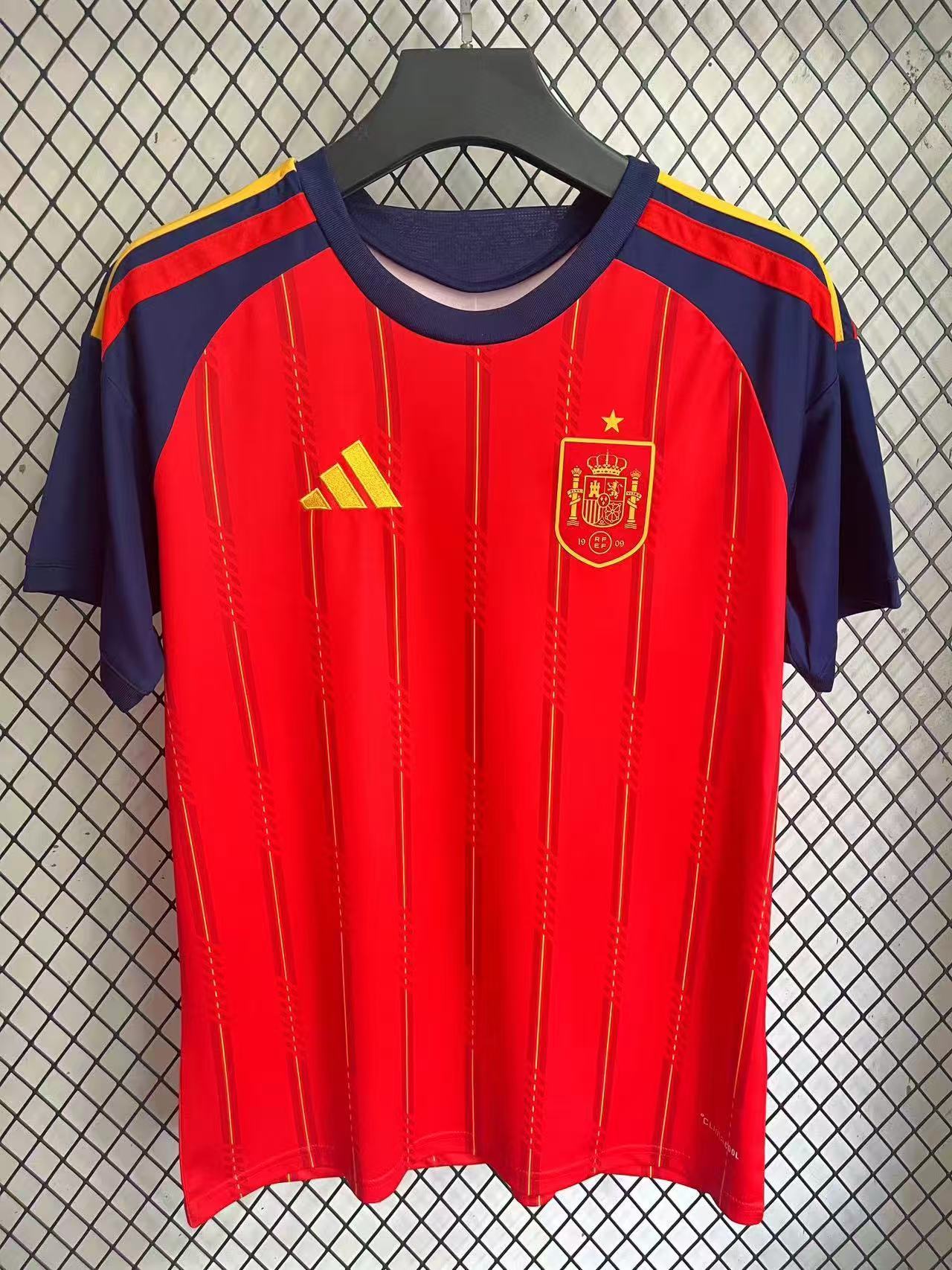 Spain Home Jersey - view 4