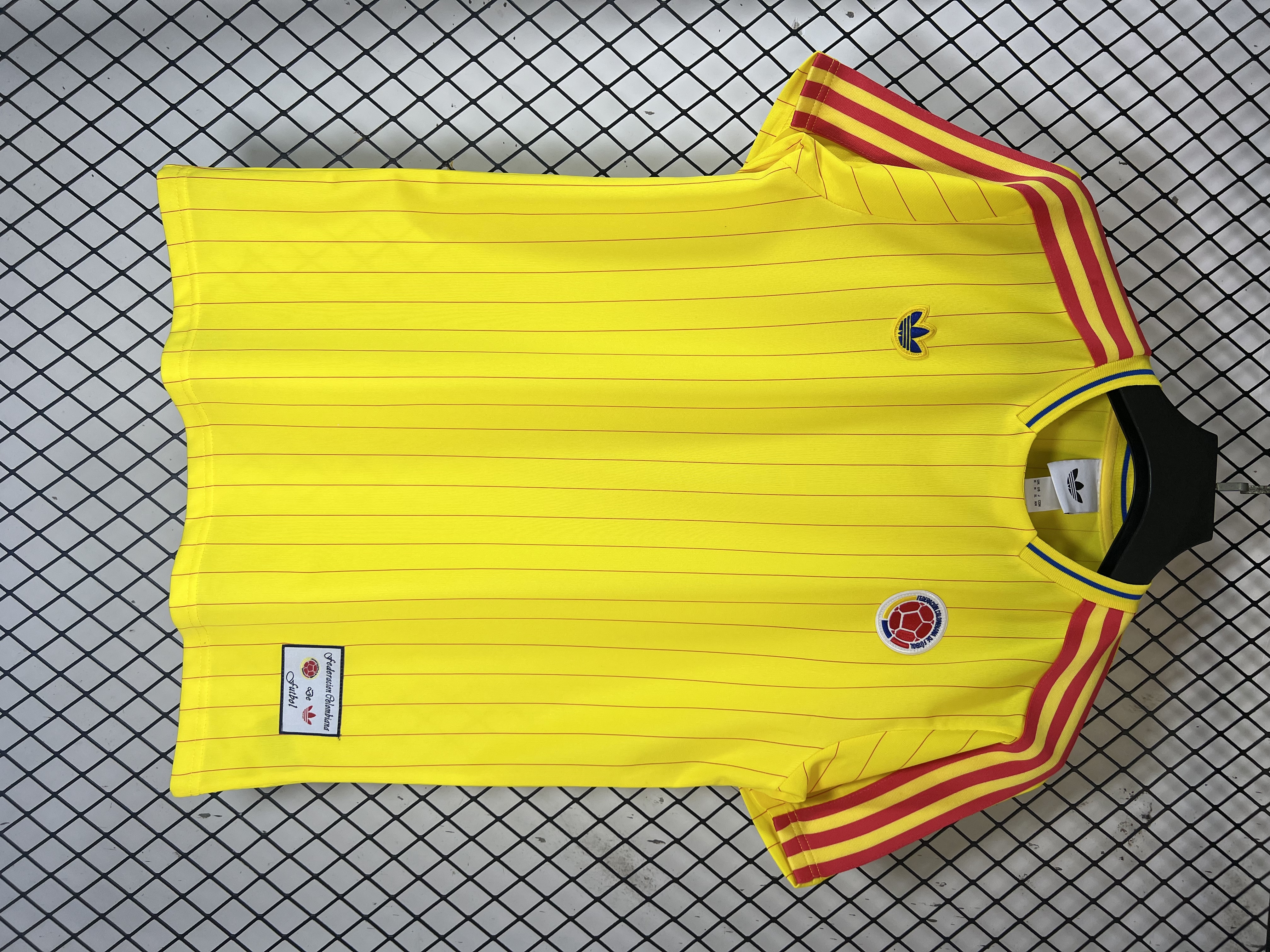 The Ultimate Guide to Choosing a Retro Yellow Colombia