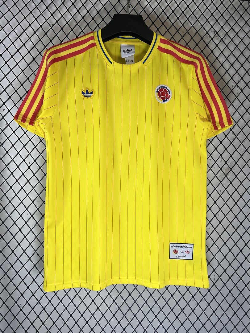 Yellow Colombia - view 3