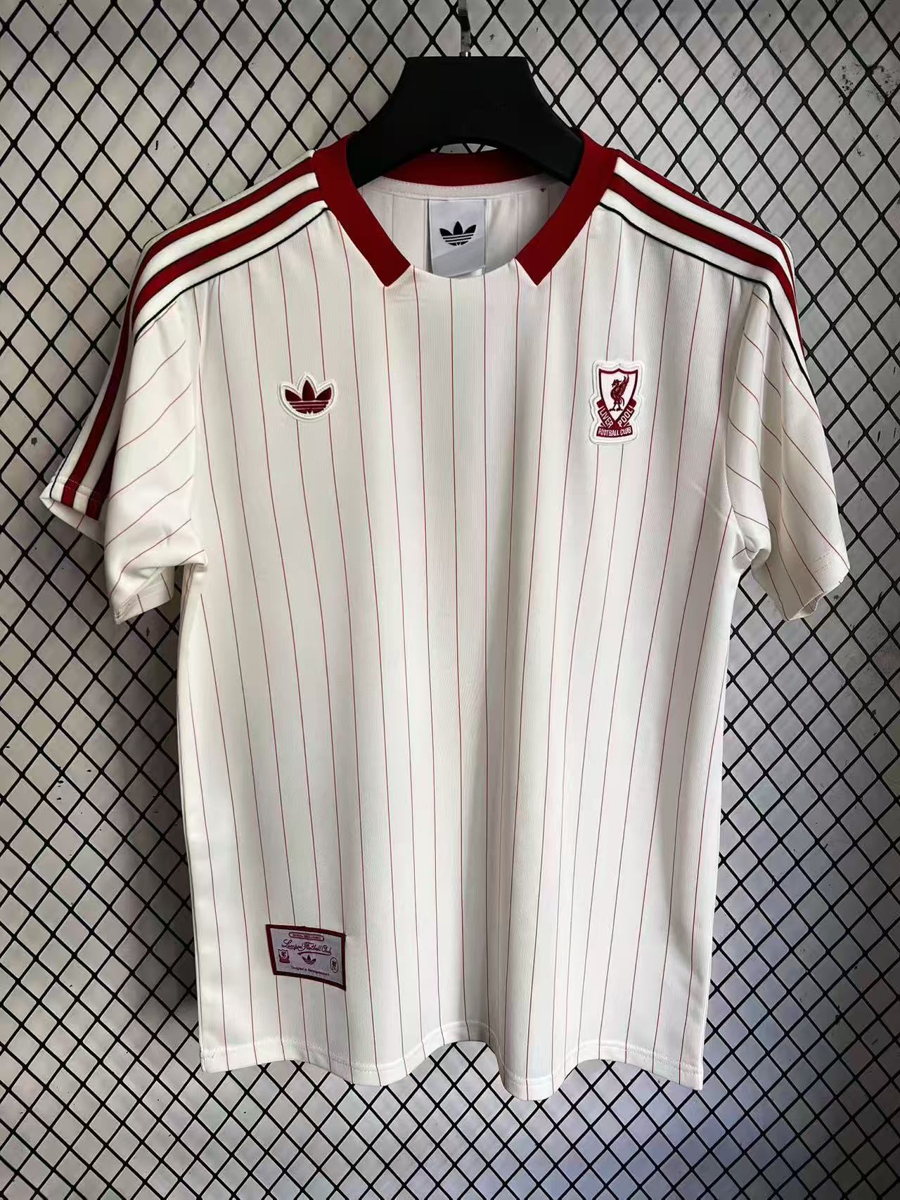 Liverpool Retro Edition Cream White - view 3