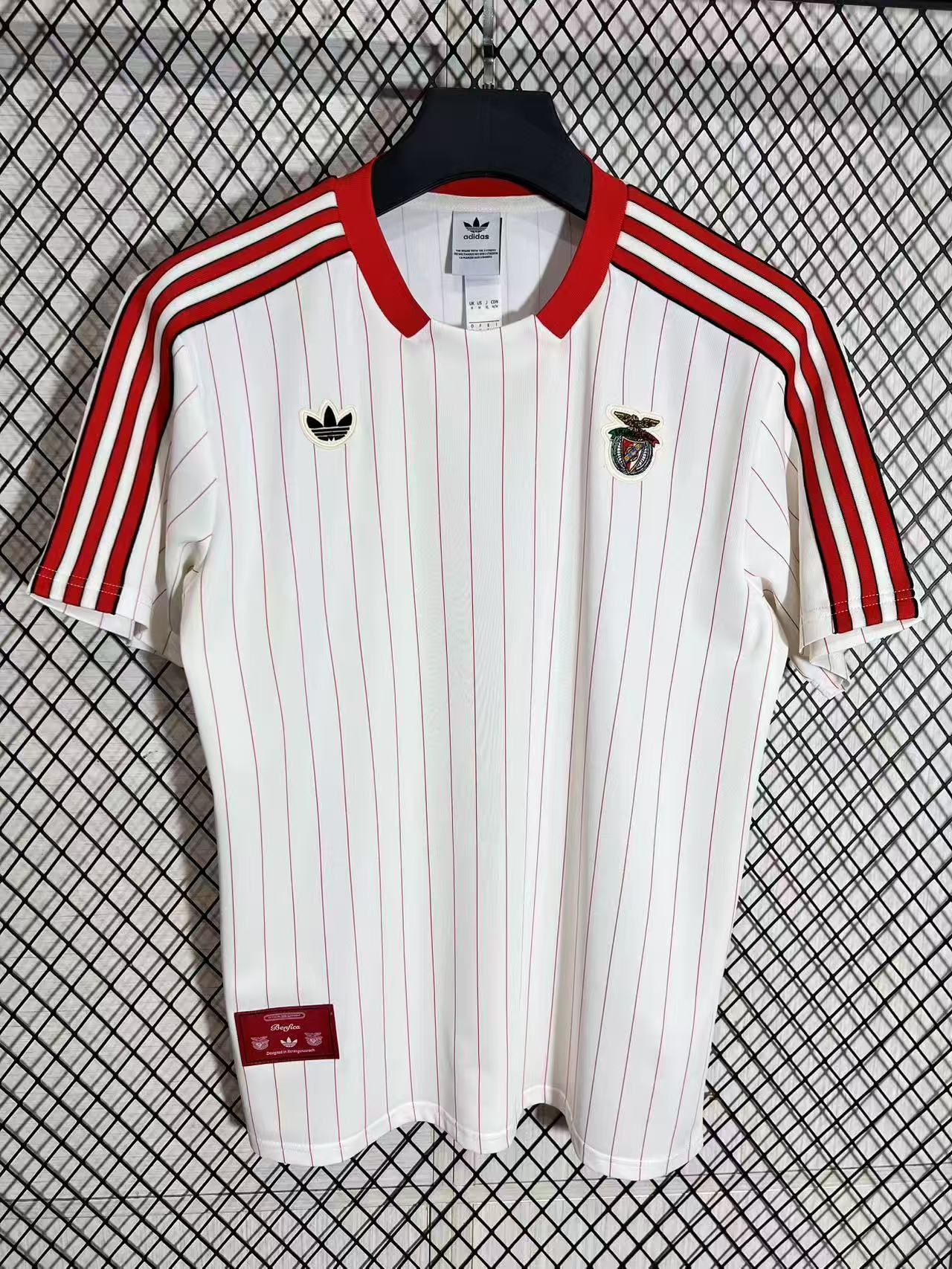 Benfica Retro版 T-Shirt S到4 XL