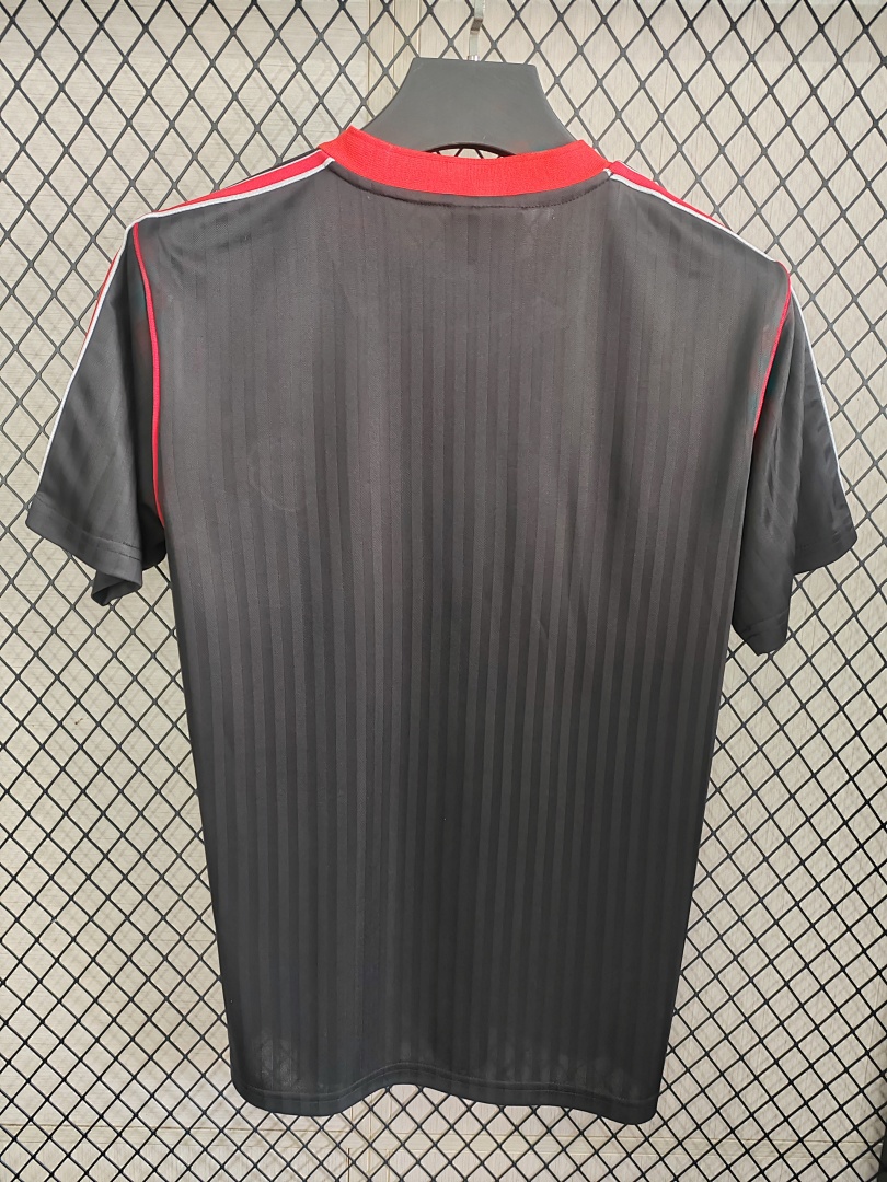 Manchester United Retro TBlack S-4 XL - view 4