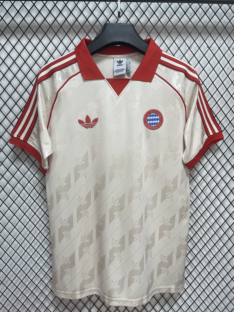 Bayern Munich Retro S-4 XL - view 3
