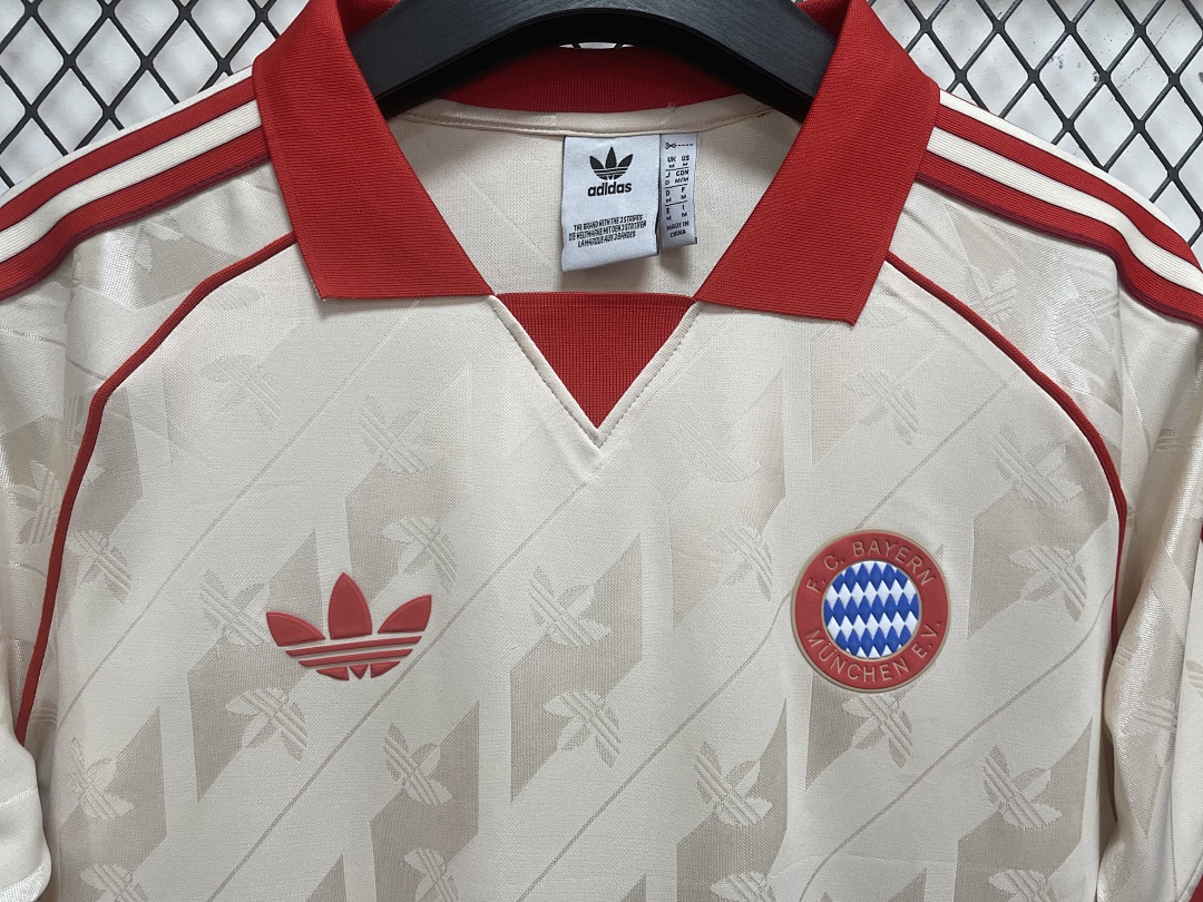 Bayern Munich Retro S-4 XL - view 4