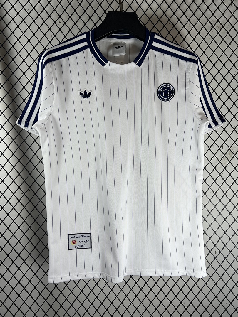 White Colombia Retro - view 4