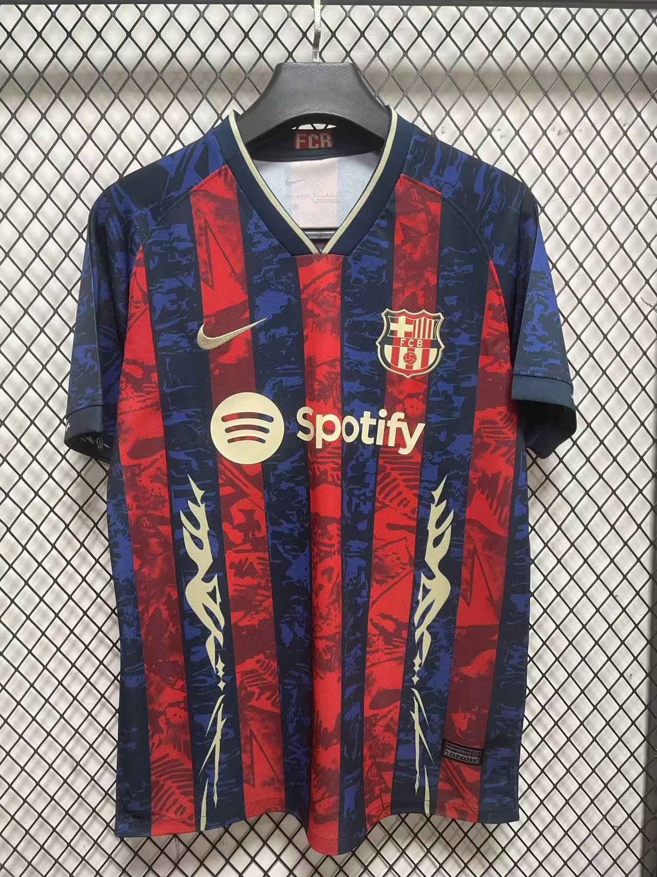 Barcelona Special Edition S-4 XL - view 3