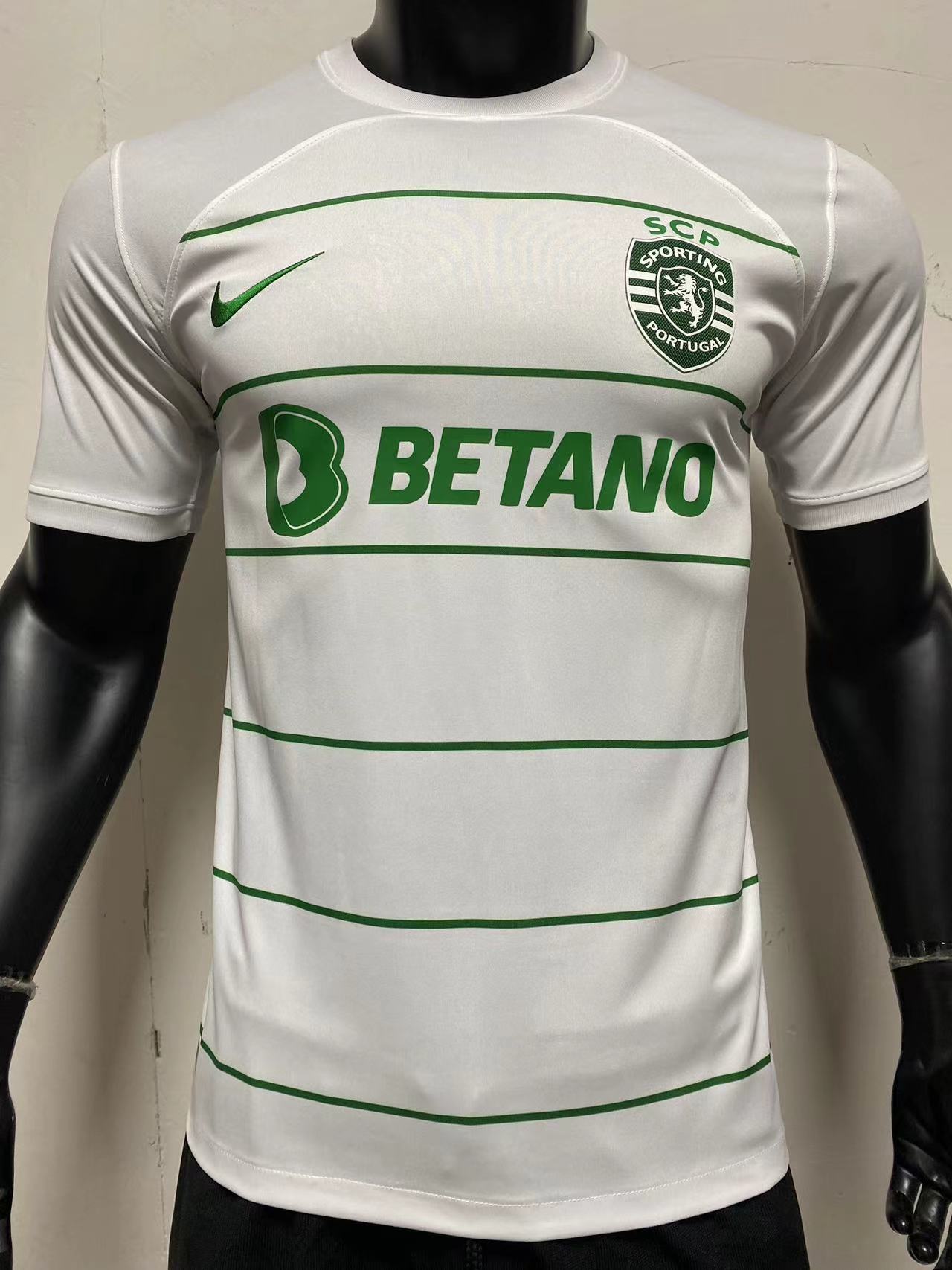 Sporting Lisbon Away Jersey White S-2 X - view 4