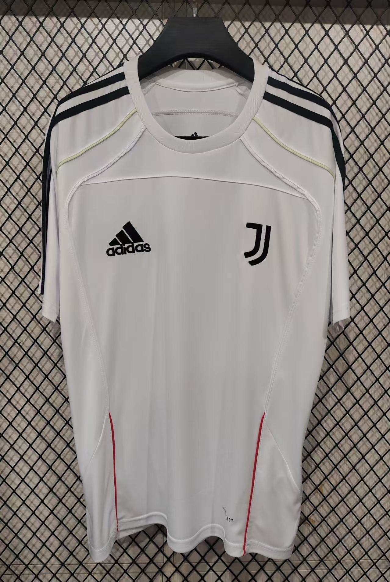 Juventus TS-4 XL - view 3