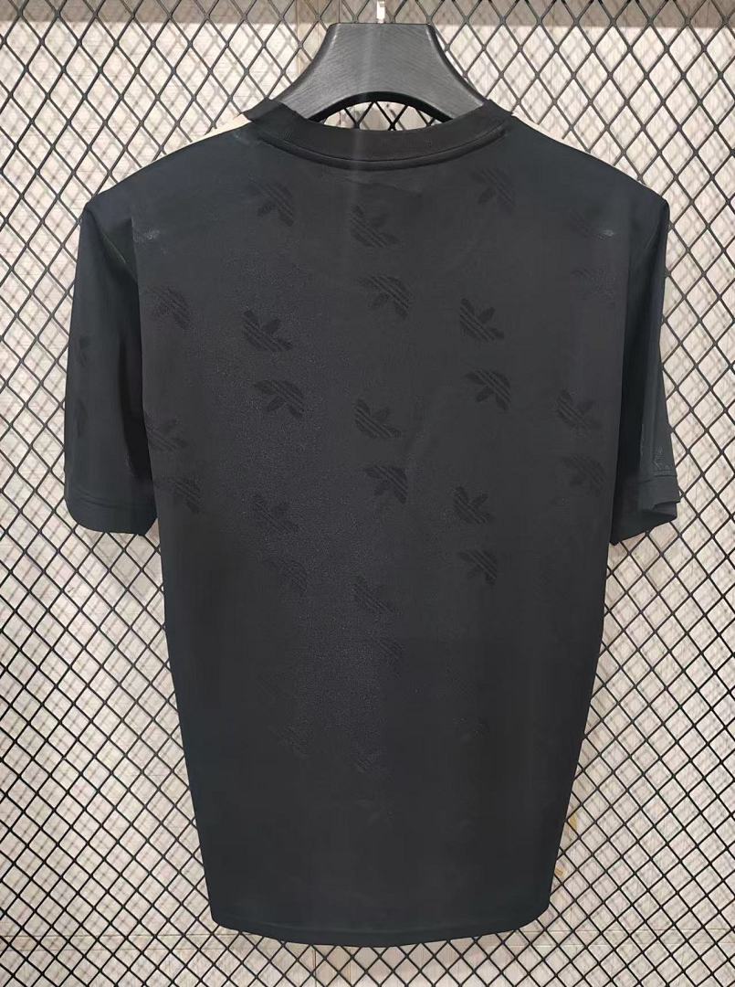 How to Style Your Adidas Football Real Madrid Special Edition Black Jacquard S-4 XL for Every Occasion