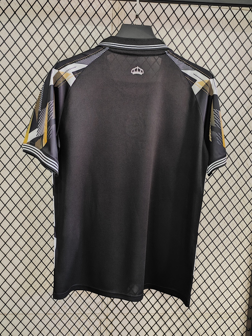 Real Madrid Black Special Edition S-4 XL
