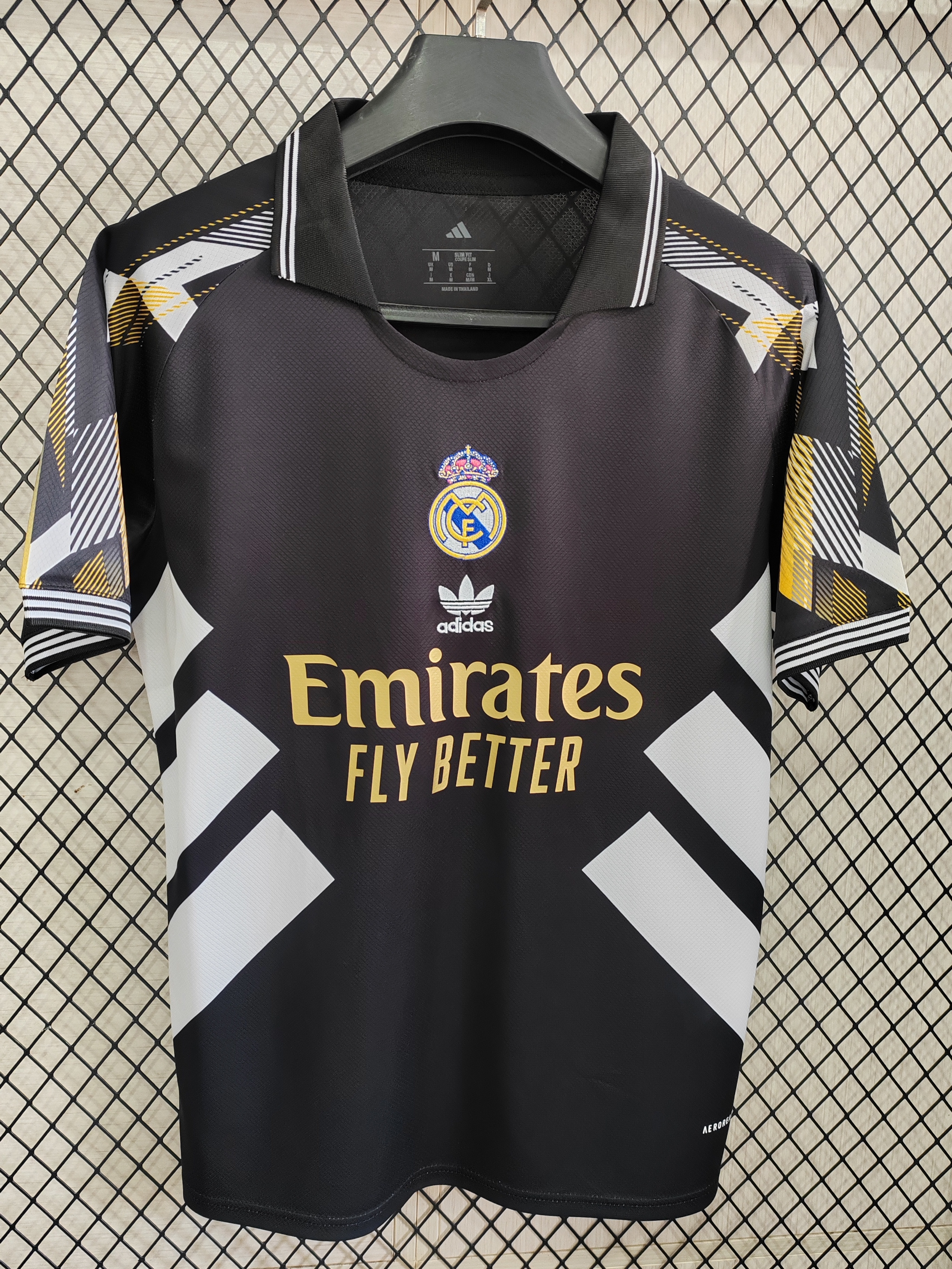 Real Madrid Black Special Edition S-4 XL - view 3