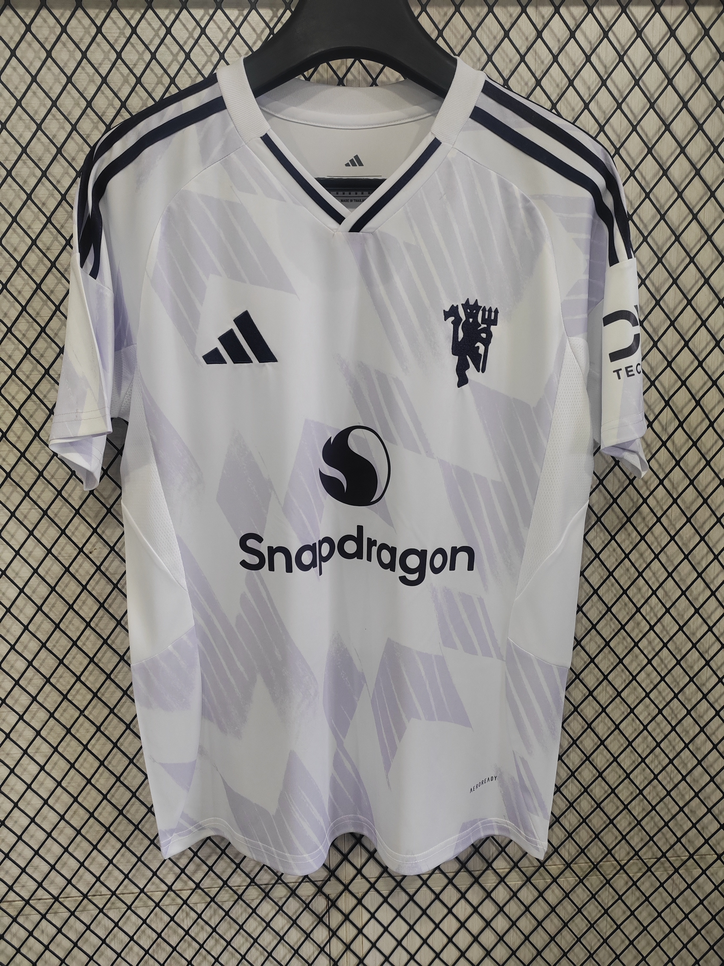Manchester United Away Jersey S-4 XL - view 4