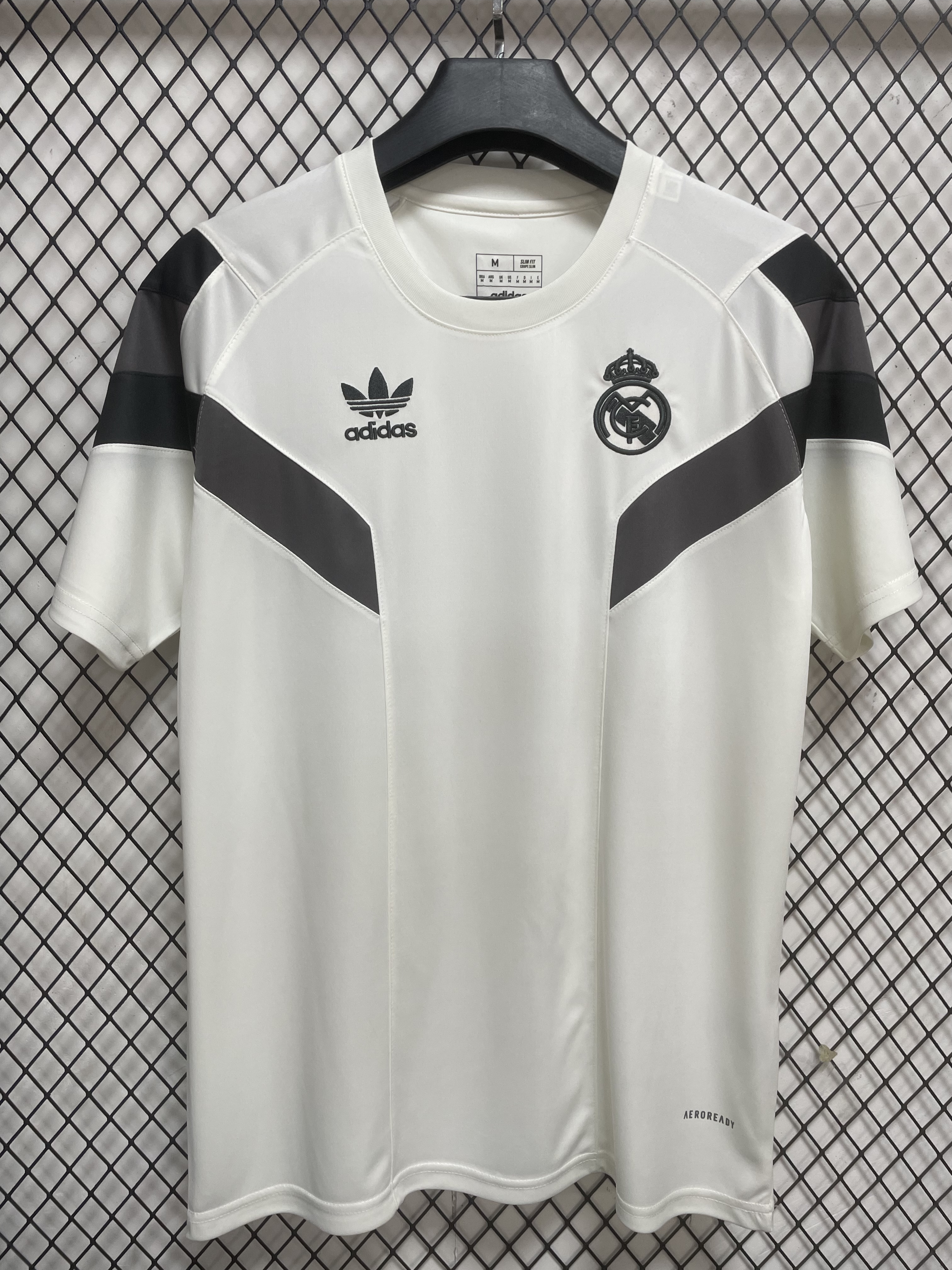 Real Madrid Special Edition TS-4 XL - view 4