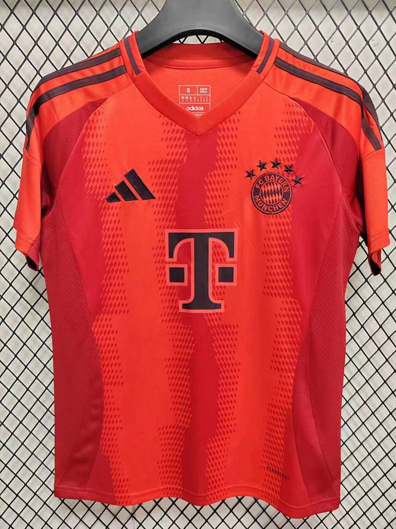 Bayern Munich Home Jersey S-4 XL - view 3